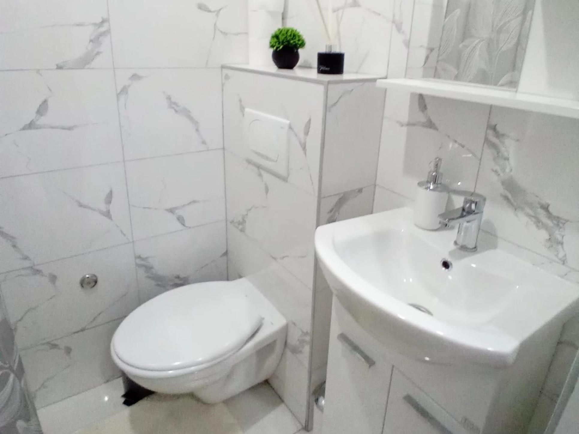 Apartman Edwin 亚伊采 客房 照片