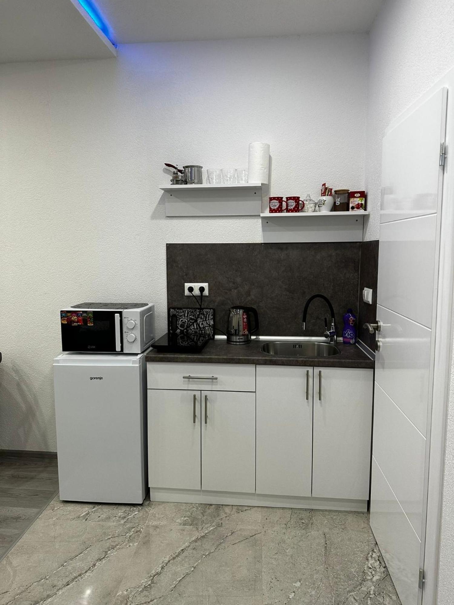 Apartman Edwin 亚伊采 客房 照片